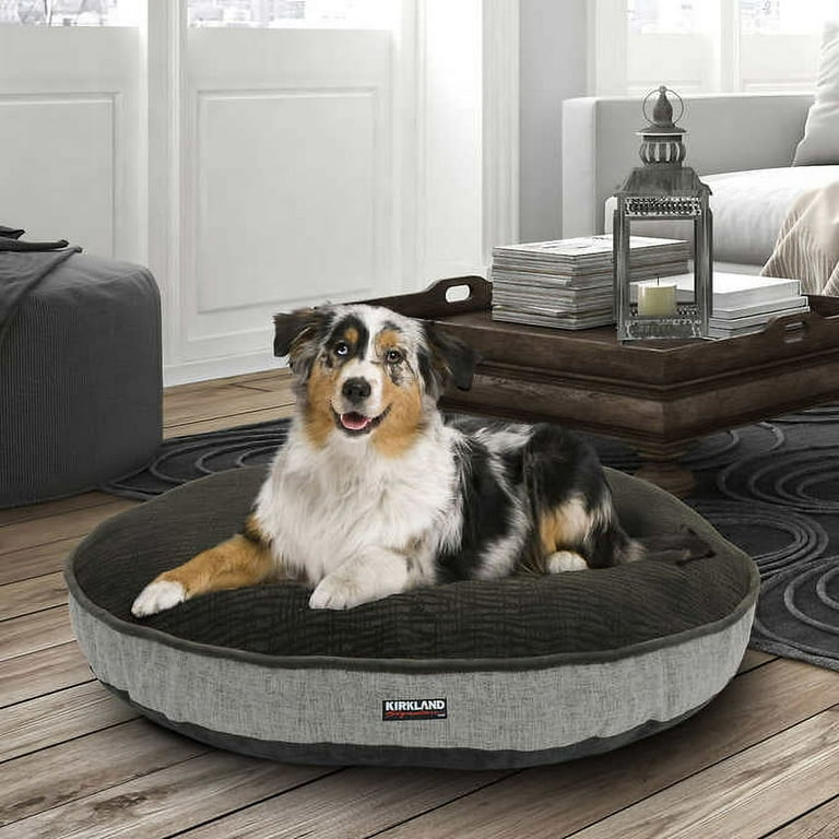 https://i5.walmartimages.com/seo/Kirkland-Signature-42-Round-Dog-Bed-Gray-Storm-Textured-Faux-Suede_8b5ff5f9-f626-4df9-820d-3e2c8305fb07.1285718927c8c024f2c47dacb21d4613.jpeg?odnHeight=768&odnWidth=768&odnBg=FFFFFF