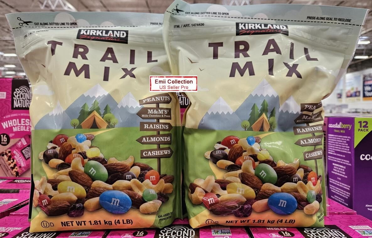 Kirkland Signature Trail Mix 4lb 1.81kg (2 Bags)