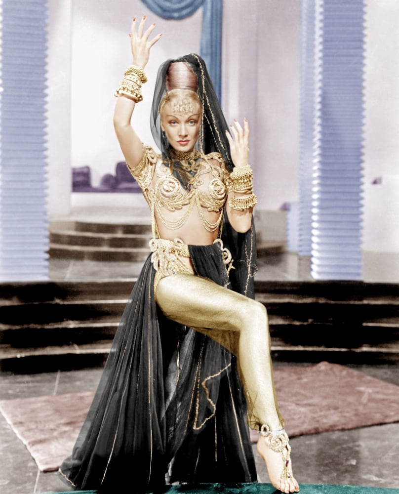 Kismet Canvas Art - (16 x 20)
