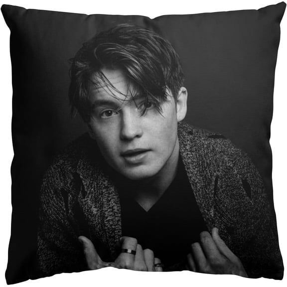 Kit Connor Throw Pillow Covers, Cushion Covers, Pillow Cases, Pillowcases 18'''' x 18'''' (45cm x 45cm)