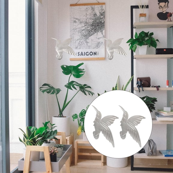 Kitandove 2Pcs Hummingbird Bird Statues Metal Decoration For Indoor Outdoor Garden Yard Home Decor