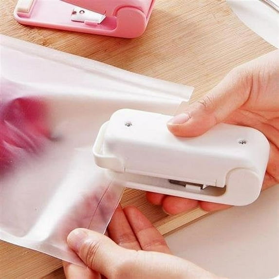 Kitchen Bag Sealer, Hand Bag Sealer Snack Bag Plastic Heat Sealer For Snack Food Saver and Creates Airtight Vacuum