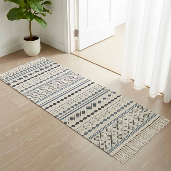 Kitchen Runner Rugs, Boho Aztec Stripe Plaid 2'x4' Throw Rug with Tassels, Vintage Ethnic Geometric Graphics Washable Soft Floor Carpet Runner for Hallway Bedroom Bathroom Laundry Room