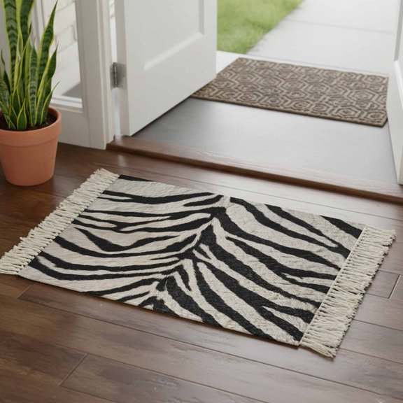 Kitchen Runner Rugs, Zebras Tiger Stripes 2'x3' Throw Rug with Tassels, Abstract Animal Skin Washable Soft Floor Carpet Runner for Hallway Bedroom Bathroom Laundry Room