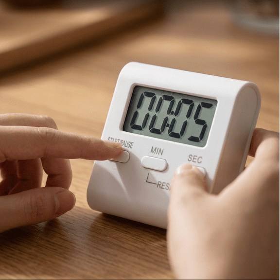 Kitchen Timer Reminder Electronic Timer Convenient Cooking Timer for Precise-Time Management, Compact and Easy to Use without Battery Included, White