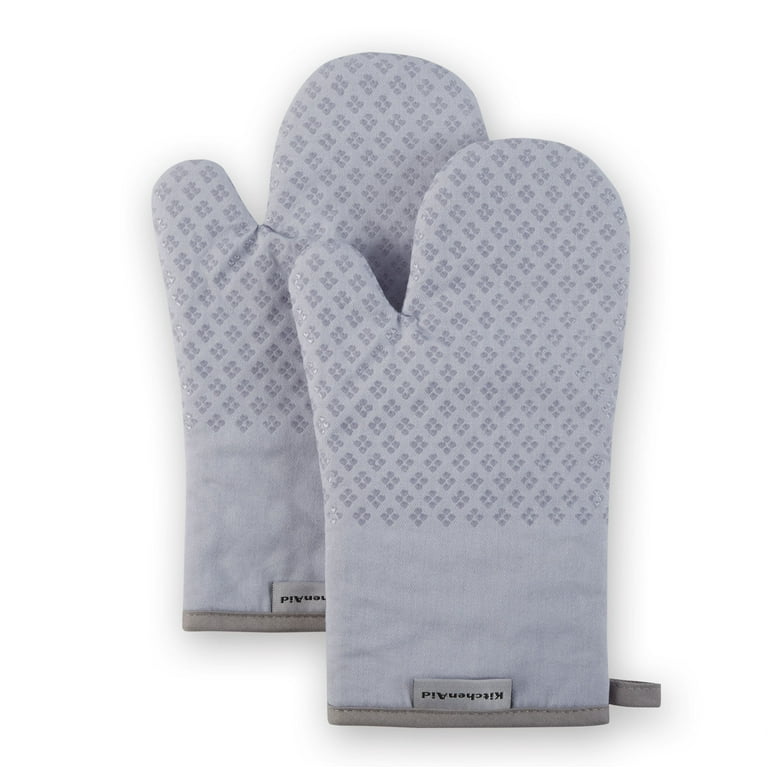 New! This is the @kitchenaid_ca oven mitt set in 2 colours - 4-pieces  $26.99