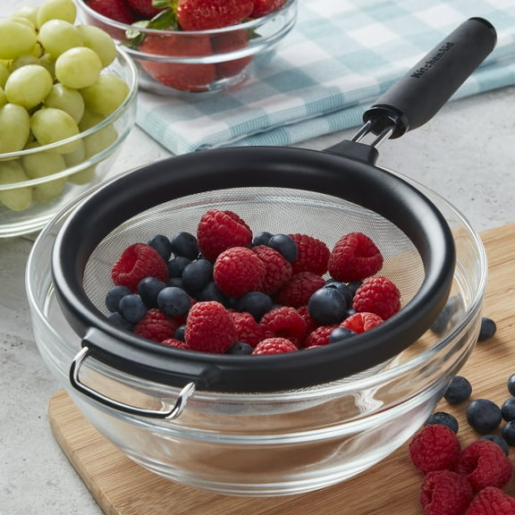 Kitchenaid 7-inch Stainless Steel Mesh Strainer in Black, Dishwasher Safe