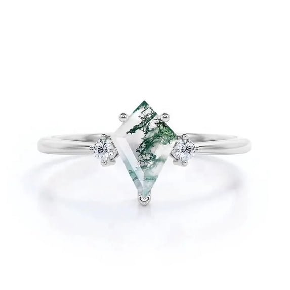Kite-Cut Natural Moss Agate & Lab-Created Moissanite Solitaire Engagement Ring in 925 Sterling Silver – Unique, Elegant, and Timeless Jewelry for Women