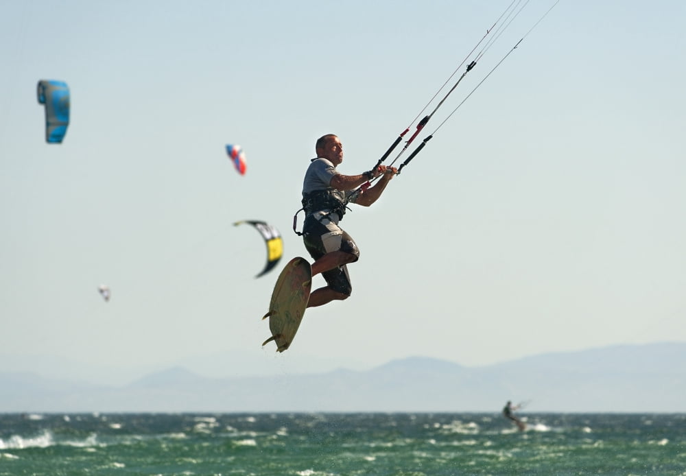 Kitesurfing Tarifa Cadiz Andalusia Spain Canvas Art - Ben Welsh Design Pics (18 x 12)