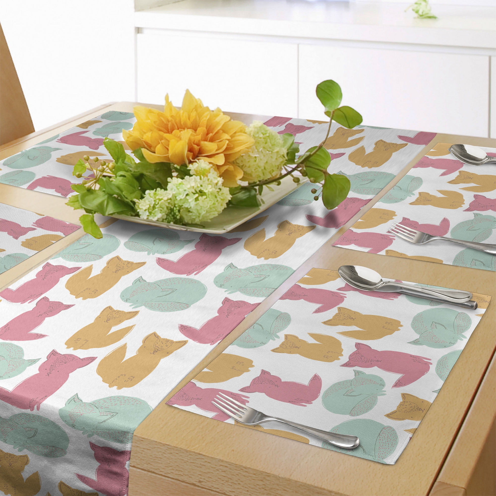 Kitten Table Runner & Placemats, Graphic Composition of Cats on a Plain