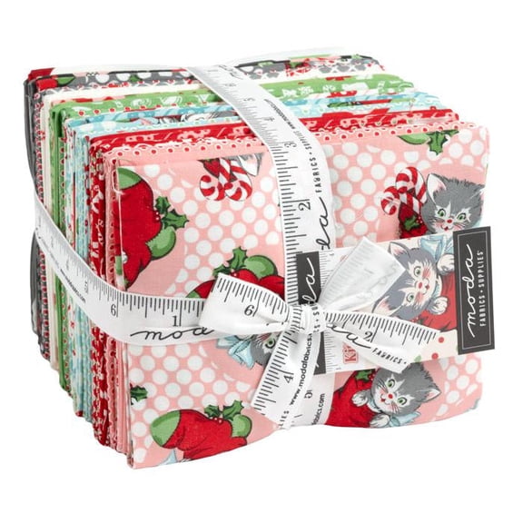 Kitty Christmas Fat Quarter Bundle by Urban Chiks Moda Precuts