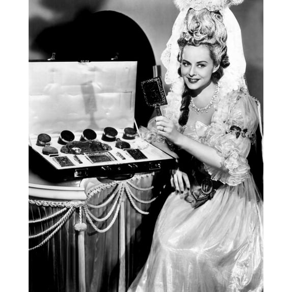 Kitty Paulette Goddard With $25000 Toilet Set She Will Be Using In The Film 1945 Photo Print