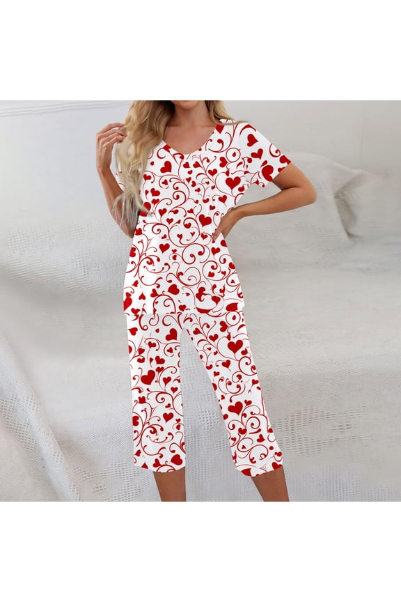 Valentines Capris Sets Women 2 Piece Outfits Short Sleeve Sweatsuit Lounge Summer Tops and Capris Classic Plus Size Loose Fit Womens Sweatsuit with Pockets, Red S