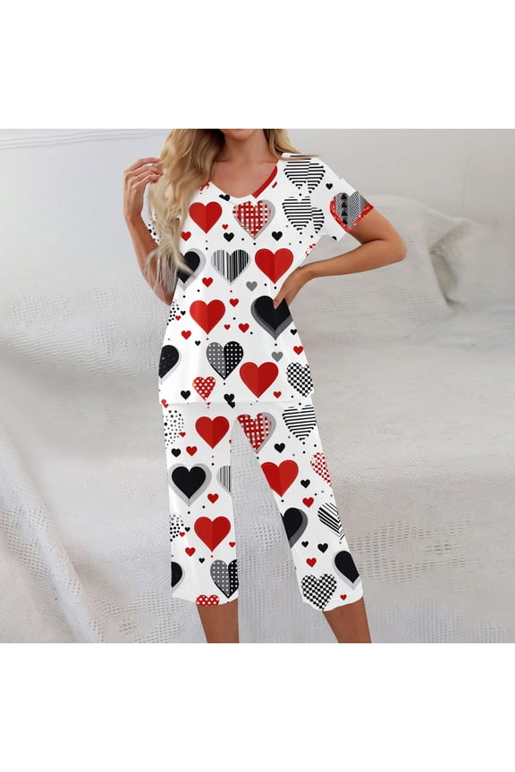 Valentines Capris Sets Women 2 Piece Outfits Tracksuits Short Sleeve Lounge Fall Sweat Capris and Shirts Classic Plus Size Loose Fit Sweatsuits for Women with Pockets, Red S