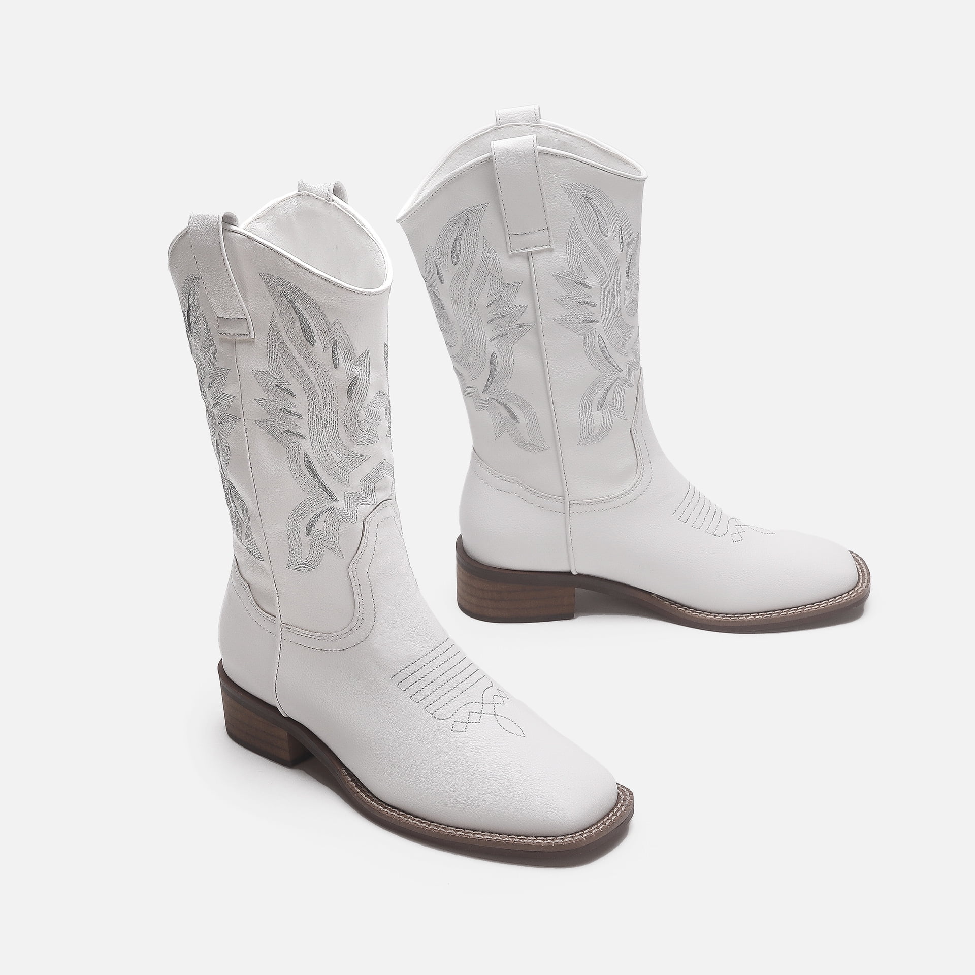 western pointed toe boots