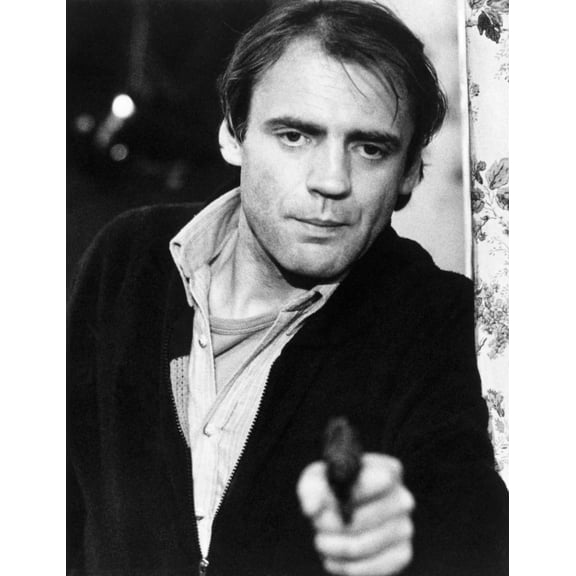 Knife In The Head (Aka Messer Im Kopf) Bruno Ganz 1978 (C) New Yorker Films/Courtesy Everett Collection Photo Print (16 x 20)