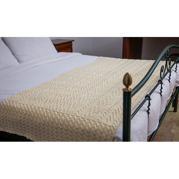 Knit Aran Bed Runner