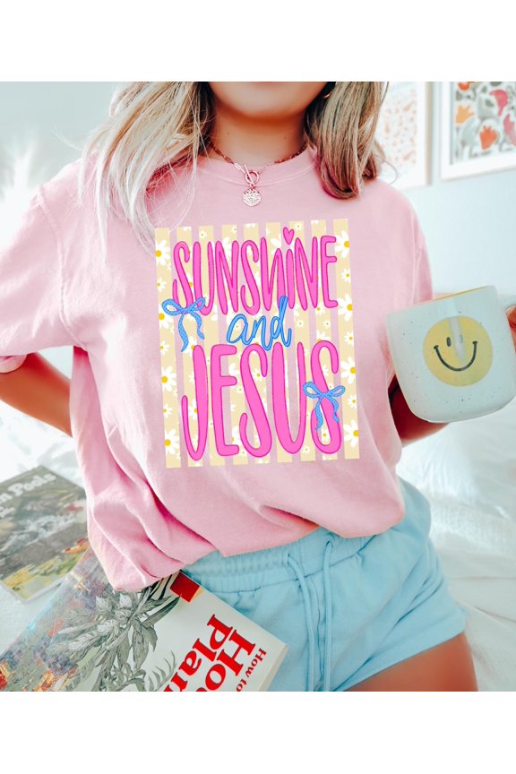 Comfort Colors Sunshine Shirt, Jesus Summer Tee, Daisy Floral Print, Trendy Religious T-shirt, Jesus Lover Gift, Summer Jesus Faith Top, White S