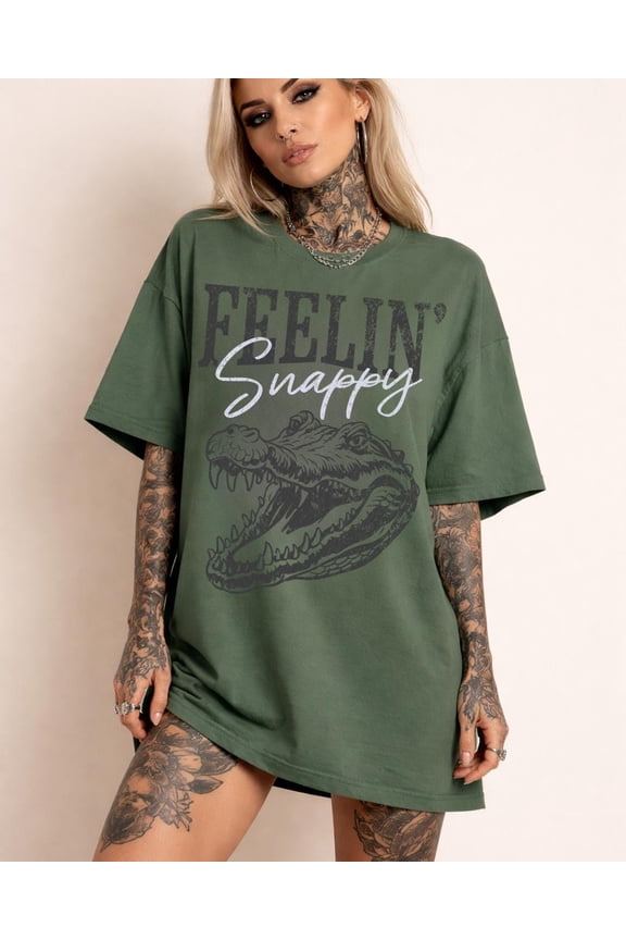 Distressed Comfort Colors® Feelin' Snappy Funny Alligator T-Shirt Trendy Gator Graphic Tee, Blue Jean S