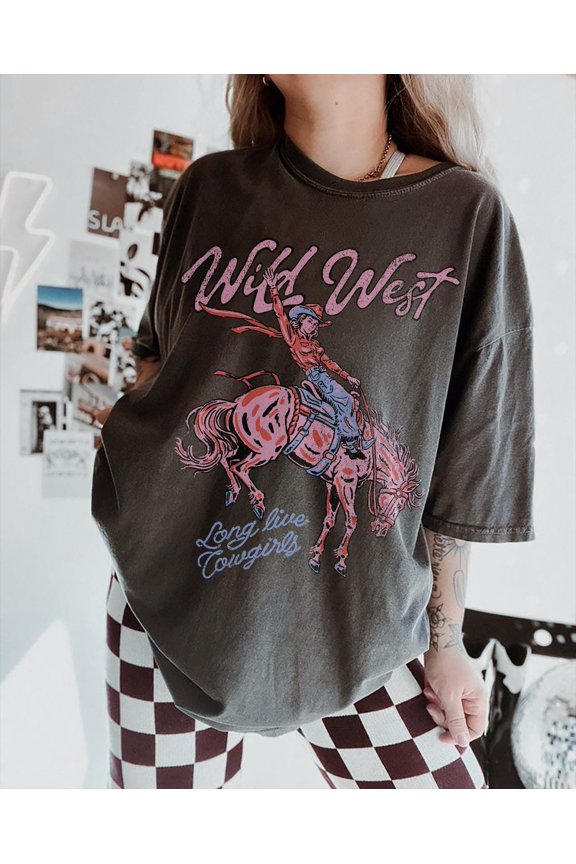 Retro Wild West Shirt Western Graphic Tee Oversized Country Concert Tshirt Comfort Colors Western Clothes Trendy Cowgirl Shirt Aesthetic, Black S