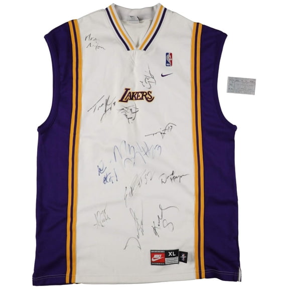Kobe Bryant 1998-99 Los Angeles Lakers Team Signed Nike Game Jersey Beckett COA