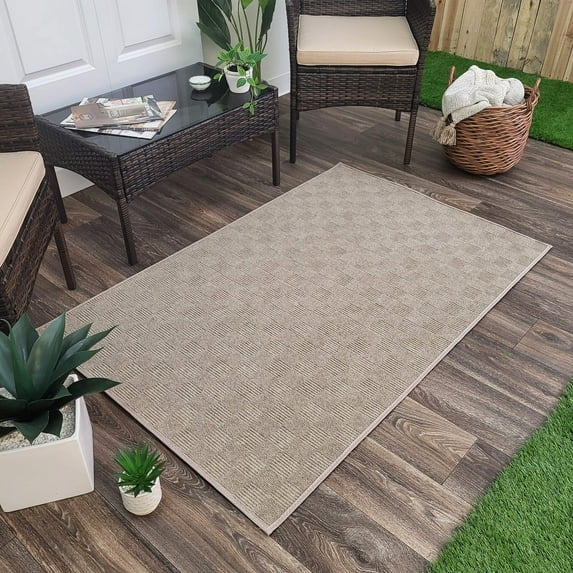Koeckritz Rugs 2'x3' Taupe Patchwork Indoor/Outdoor Rug Soft, Durable & Easy to Clean