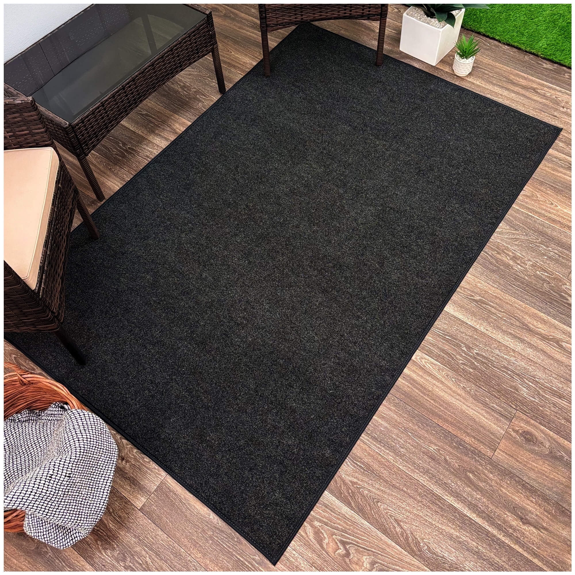 Koeckritz Rugs Black Ice Indoor/Outdoor Area Rug, 3' x 3' Square, Lightweight & Durable