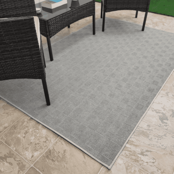 Koeckritz Rugs Dove Checkerboard ECO-Friendly DuraKnit Indoor/Outdoor Area Rug, 12'x14'