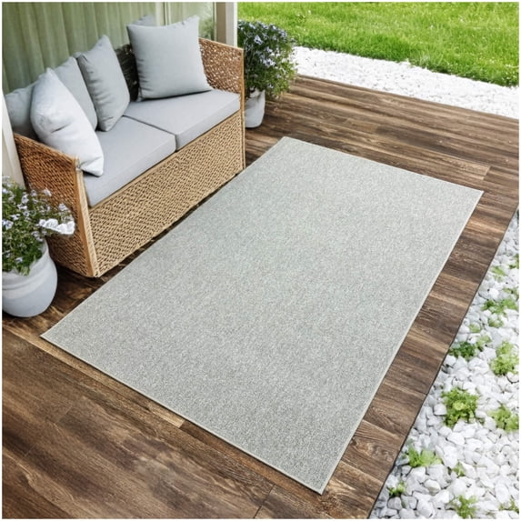 Koeckritz Rugs Husky Gray 10'x14' Standard Area Rug for Indoor or Outdoor Living Spaces