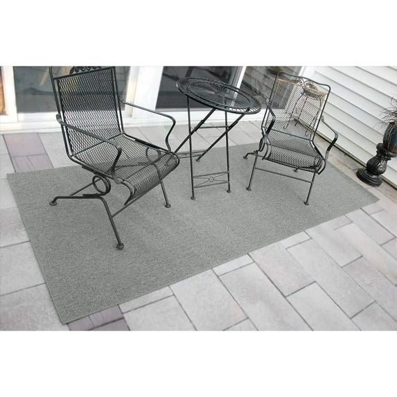 Koeckritz Rugs Husky Gray 3' Round Standard Area Rug for Indoor or Outdoor Living Spaces