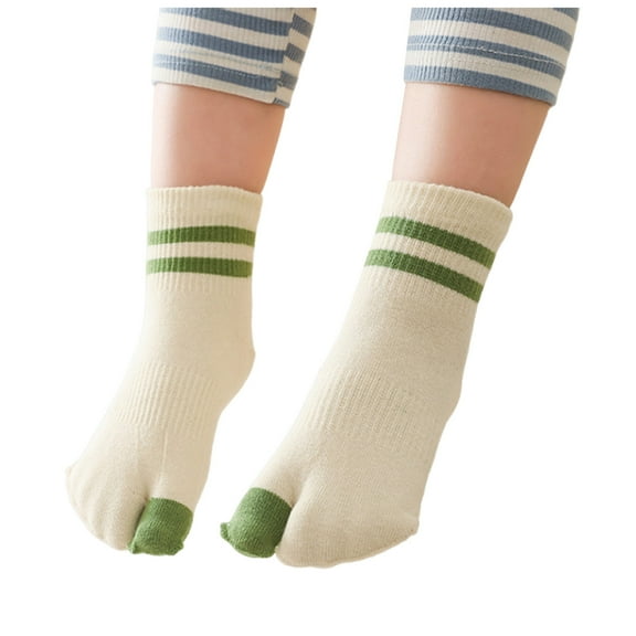 Kogui Little Boys Socks Girls Fashion Crew Socks Pack, Lightweight Stretch Crew Socks Size 7-12 (White,7-12 Years)