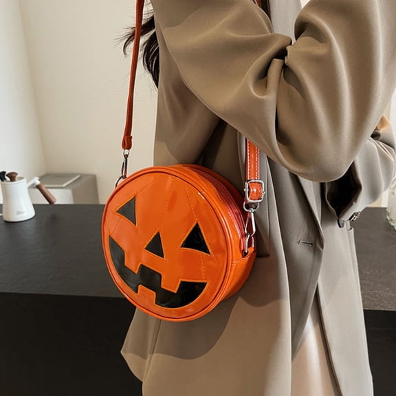 Konghyp Halloween Devil Pumpkin Bag Chain Crossbody Bag, Trendy Shoulder Bag, Functional Purse, Versatile Handbag for Parties and Events, Unique Design for Fall Celebrations