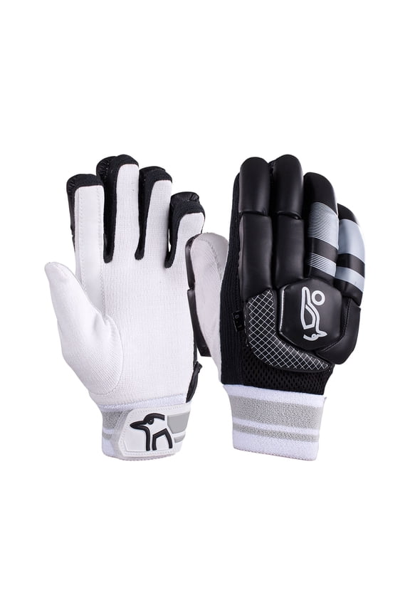 6.1 T20 BLACK Batting Gloves 2025
