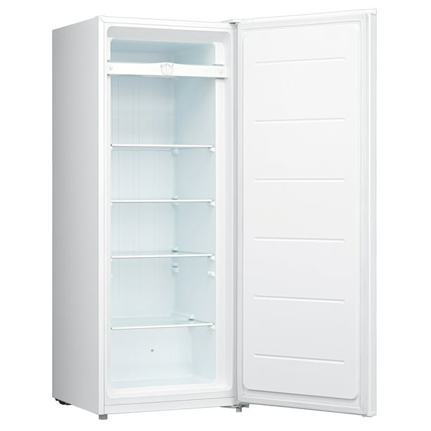 Koolatron GarageReady Upright Freezer, 7.0 cu ft (198L), White, Low