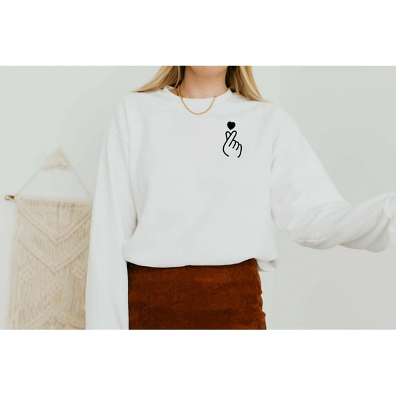 Korean Finger Heart Sweatshirt, Valentine Day Shirt, Gift for Girlfriend, Loving Shirt, Christmas Gift, Korean Drama T-shirt, Meaningful Tee