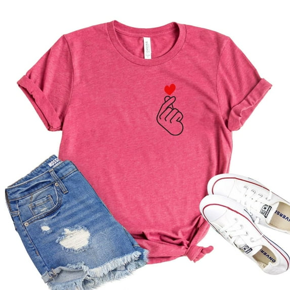 Korean Finger Heart T-shirt Saranghae Pocket Tee Gift For Her Love Shirts Women's K-pop Tshirt Symbol Shirt
