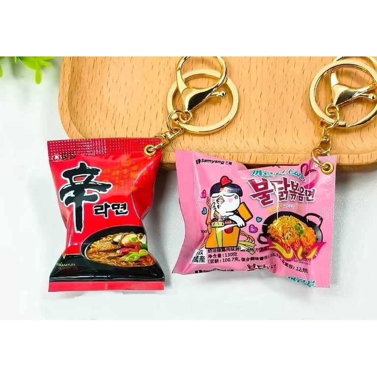 Korean Instant Noodle Keychain - Buldak Carbonara and Shin Ramen