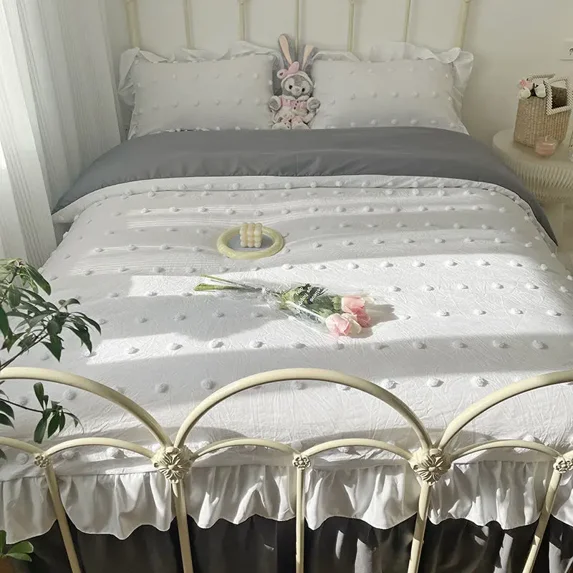 Korean Princess Style Hair Ball Quilt Cover Lace Four-piece Bedding Small Fresh Dormitory Bed Sheet Bed Skirt Three-piece Set