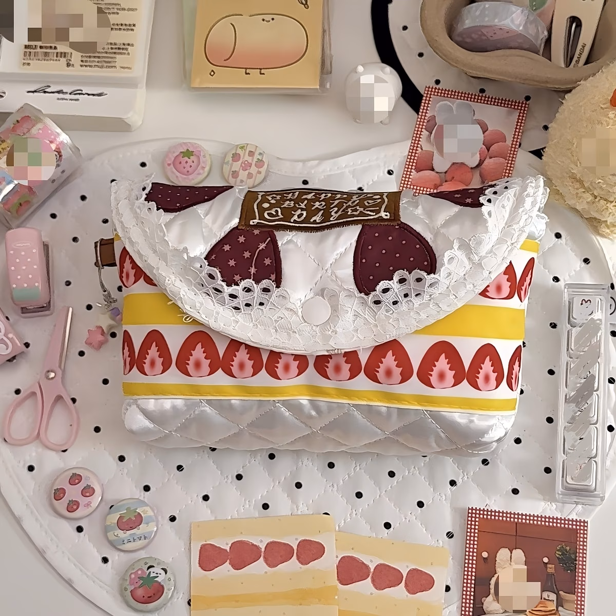 Korean Style Strawberry Lace Cake Makeup Bag Cute Strawberry Cake Patterned Cosmetic Pouch Embroidered Patchwork Multi-Layer Travel Pouch