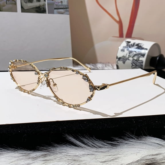 Korean-style cat-eye diamond-embellished eyeglass frames for women, trendy Y2K style, suitable for stylish looks without makeup, fashionable and versatile