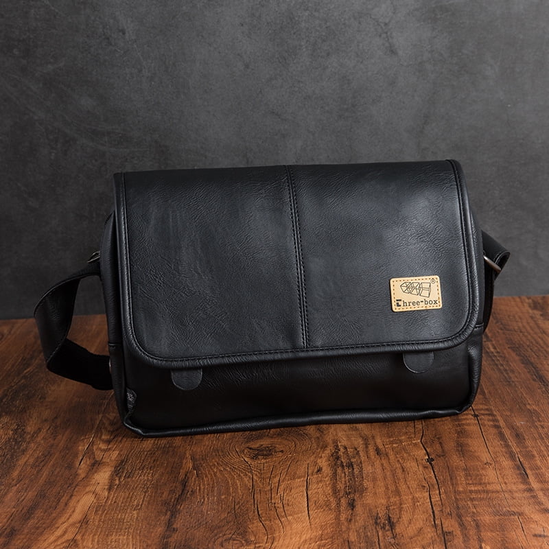 Korean version of the casual men's shoulder bag leather