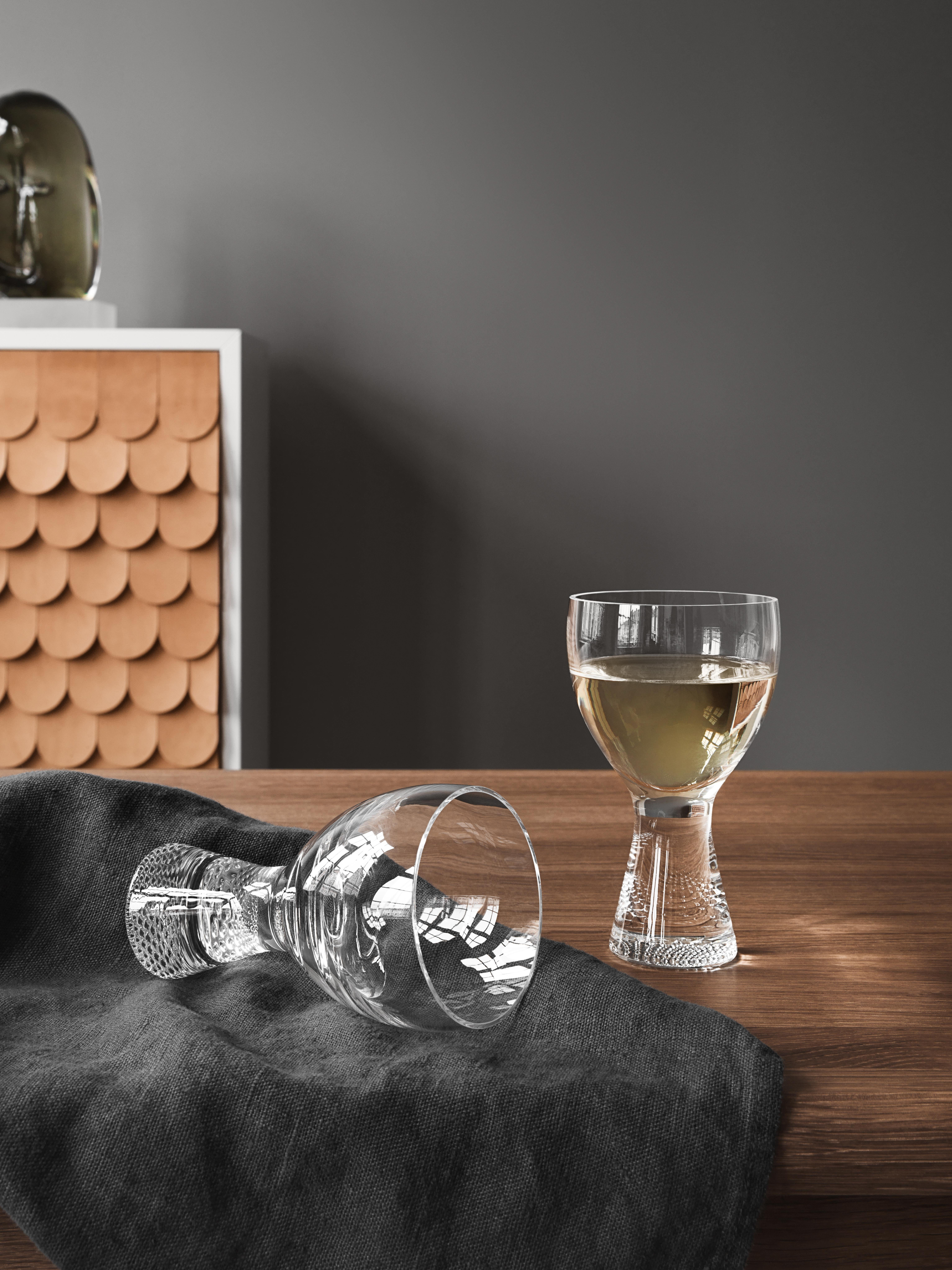 Limelight Clear Crystal Wine Glass Set with Textured Bottom, 8.5oz