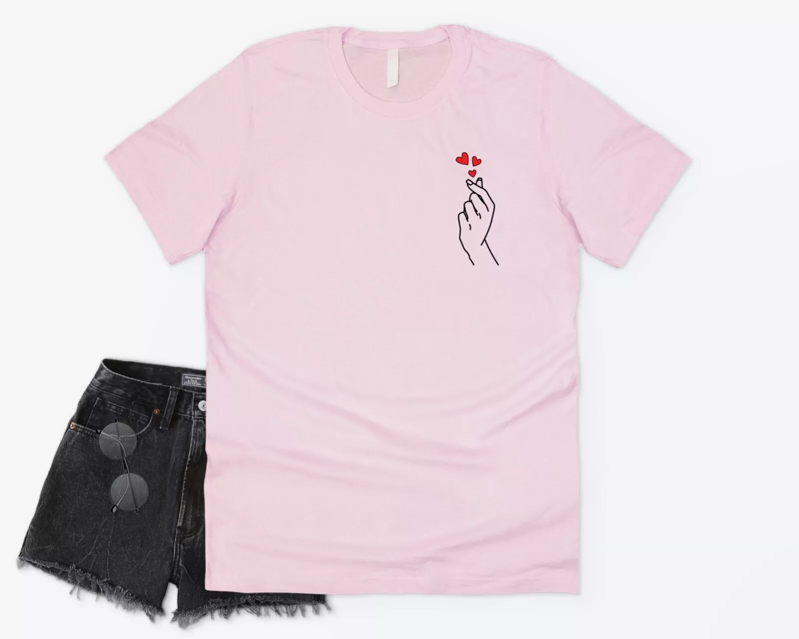 Black T-Shirt Pink Finger Heart Hallyu Unisex - Branded Ideas main image 1