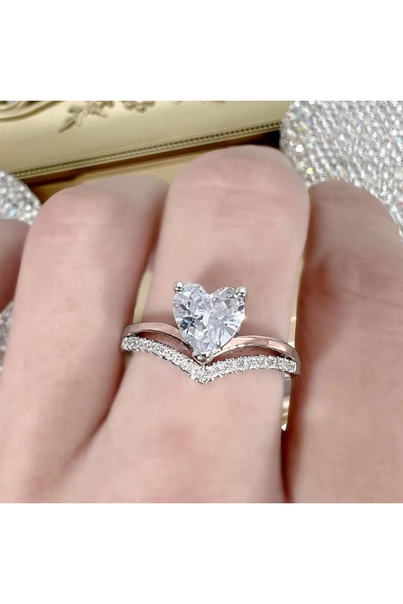 Heart Shaped Zirconia Diamond Ring Engagement Fashion Fine Jewelry Alloy Imitation Ring Comfortable Wear Simulated Diamond Ring