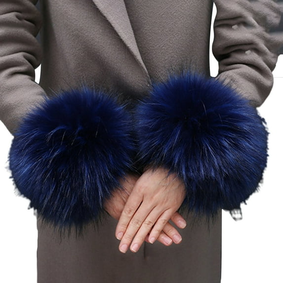 Kripyery 1 Pair Women Cuffs Solid Color Faux Fur Autumn Winter Windproof Fluffy Wristbands for Daily Wear