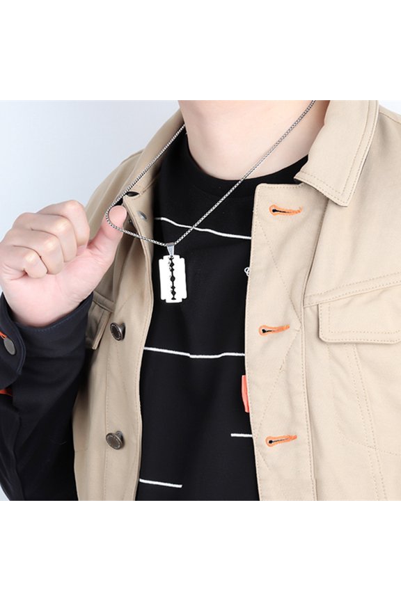 Clavicle Chain Blade Pendant Personality Geometric Electroplating Anti-rust Neck Decoration Hypoallergenic Fashion Silver Color Pendant Necklace for Dating