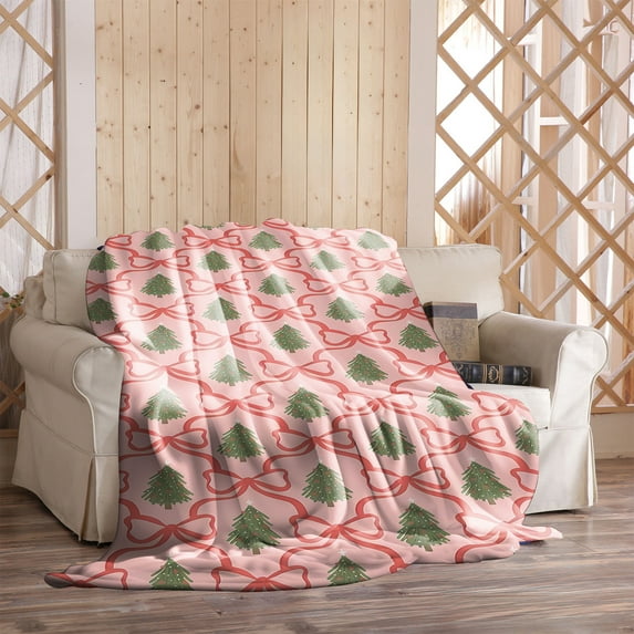 Kugisaki Christmas Flannel Blanket, Christmas Tree Blanket Comfortable and Soft Warm Blanket Suitable for Bedroom Sofa Holiday Christmas Decoration, 27.5x39.3in
