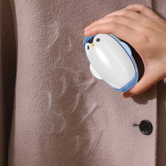 Kugisaki Cute Penguin Shape Lint Sticker Roller with Cover Washable Reusable, Mini Travel Portable Clothes Sticker Roller for Clothes Dust Pet Hair