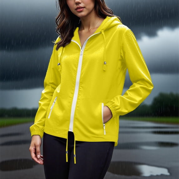 Kukoosong Oversized Women's Rainproof Jacket Outdoor Lightweight Zipper Athletic Jacket with Pockets