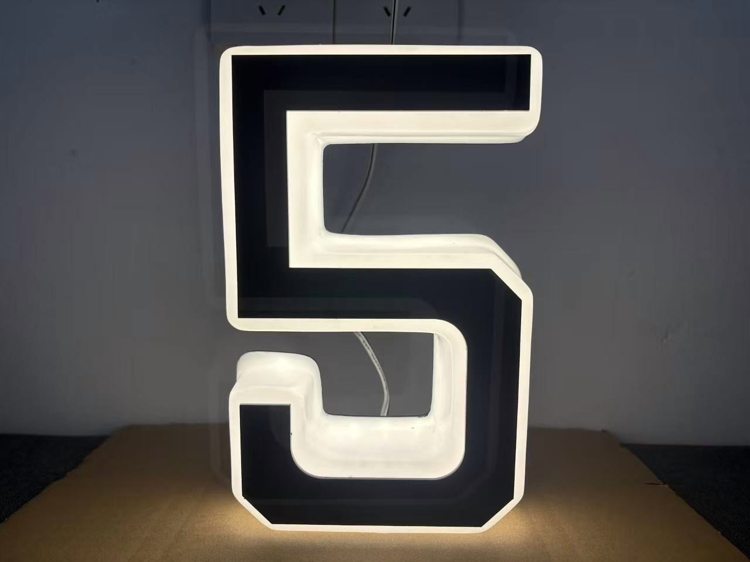 Kumdkd Solar Powered LED Address Numbers, Waterproof Illuminated House Numbers Sign with Time & Temperature Display, Large Modern Outdoor Address Plaque for Mailbox, IP65, Black/White